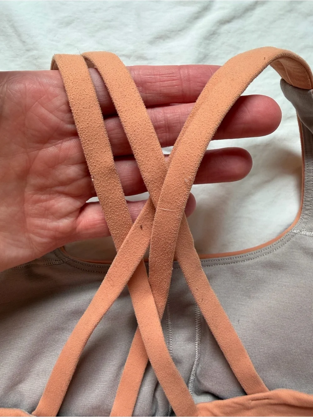 Lululemon Strappy Cross Back Sports Bra Peach Size 4